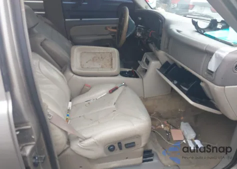 2001 Chevrolet Tahoe Lt z USA, uszkodzony, nr VIN 1GNEC13T21R105538